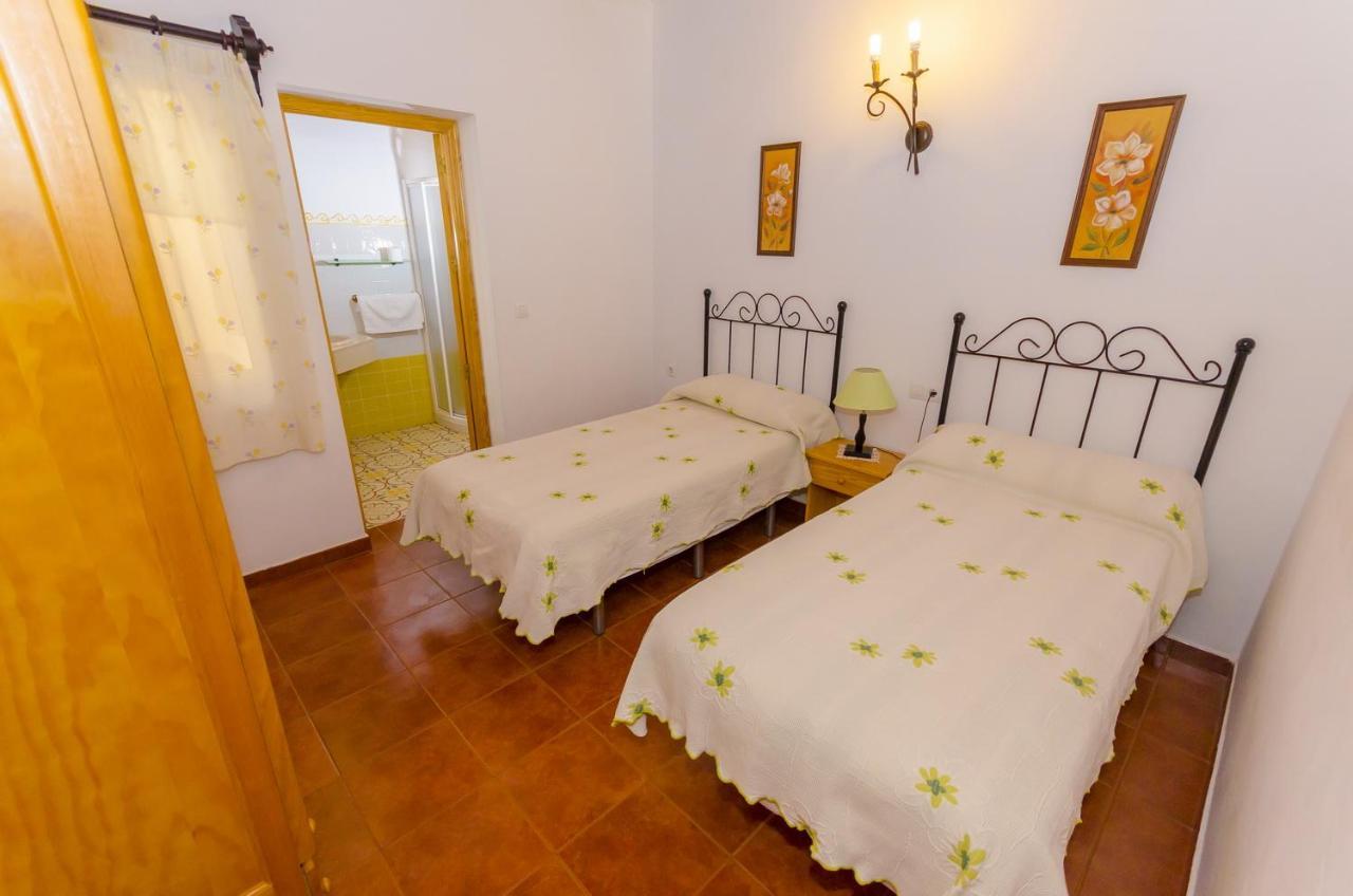 Finca Liarte Pensionat Fuente Alamo  Exteriör bild